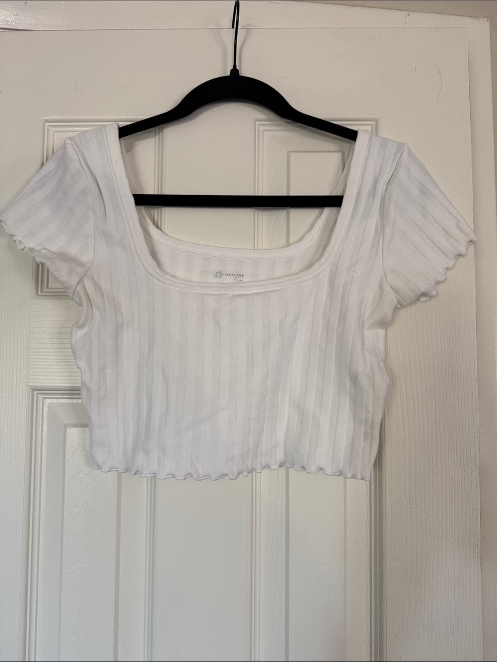 aerie White Ribbed Scoop Crop Top with Lettuce Hem